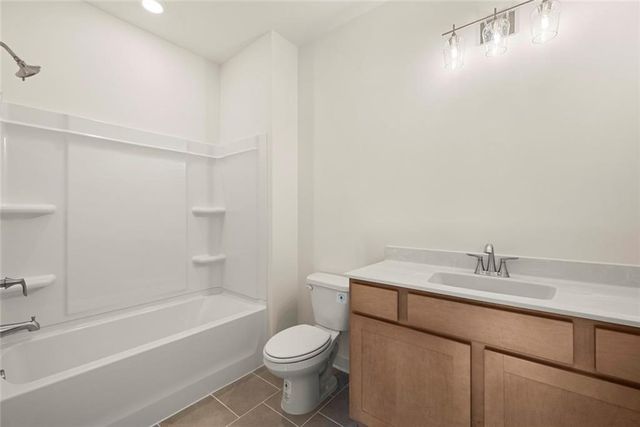 8320 Creekside Overlook Drive, Gainesville, GA 30506