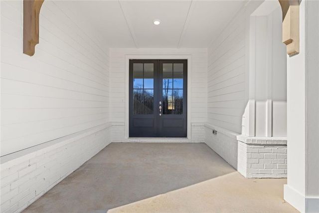 8320 Creekside Overlook Drive, Gainesville, GA 30506