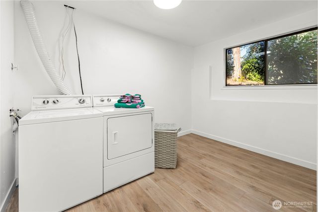 18001 NE 10th Street, Bellevue, WA 98008