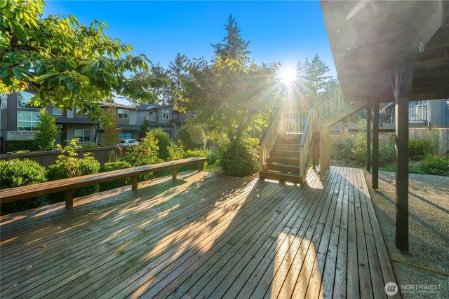 18001 NE 10th Street, Bellevue, WA 98008
