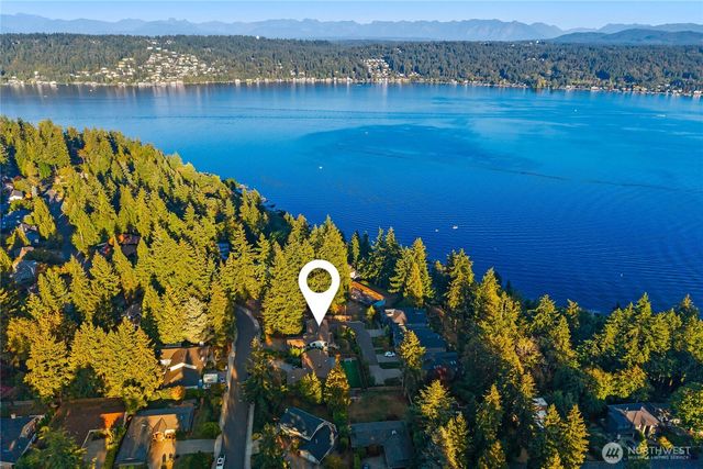 18001 NE 10th Street, Bellevue, WA 98008