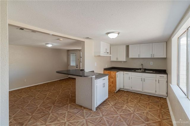 1312 Kendlewood Avenue, Mcallen, TX 78501