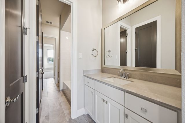 305 Sunset Lane 103, Fort Worth, TX 76114