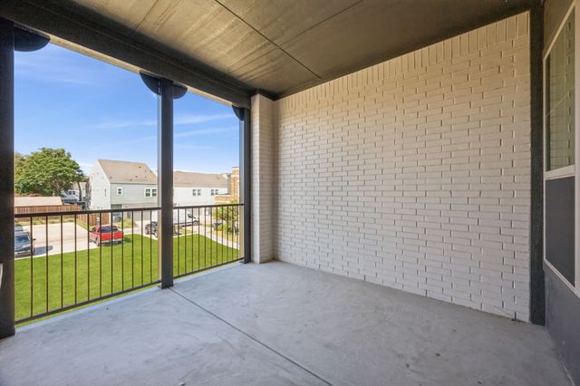 305 Sunset Lane 103, Fort Worth, TX 76114