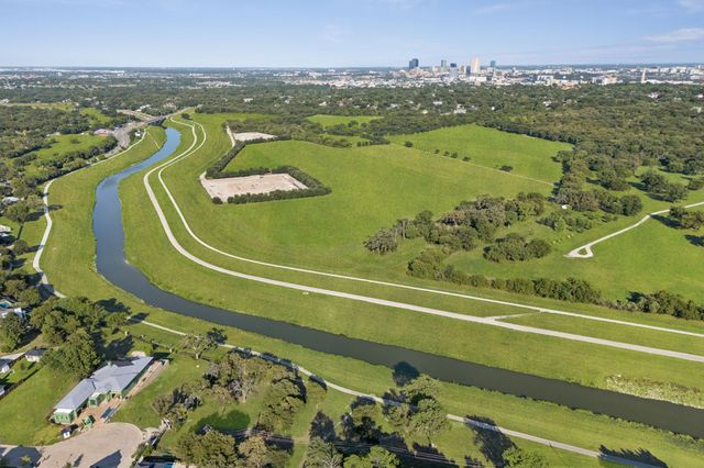 305 Sunset Lane 103, Fort Worth, TX 76114