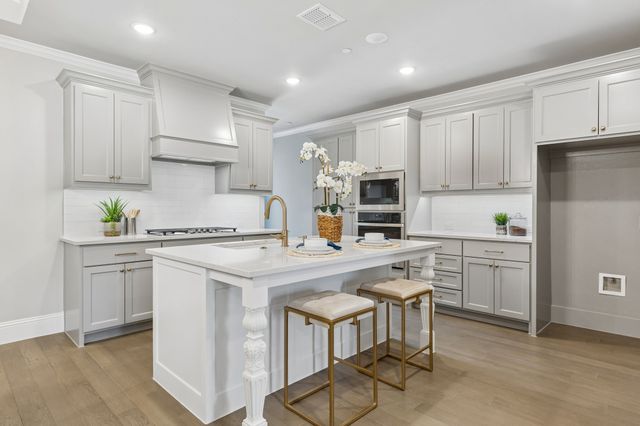 305 Sunset Lane 103, Fort Worth, TX 76114