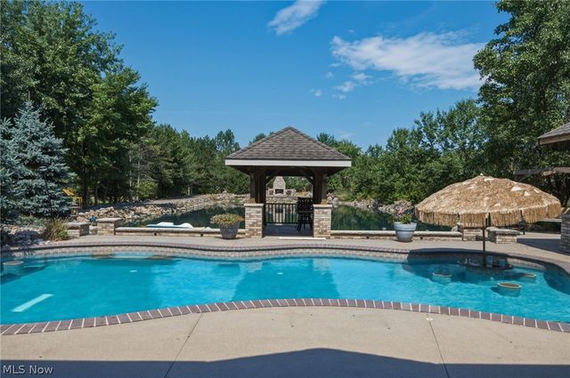 1387 Nesbitt Road, Northfield, OH 44067