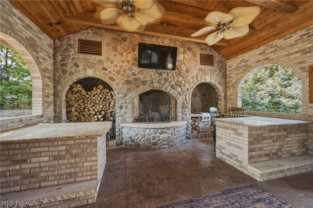 1387 Nesbitt Road, Northfield, OH 44067