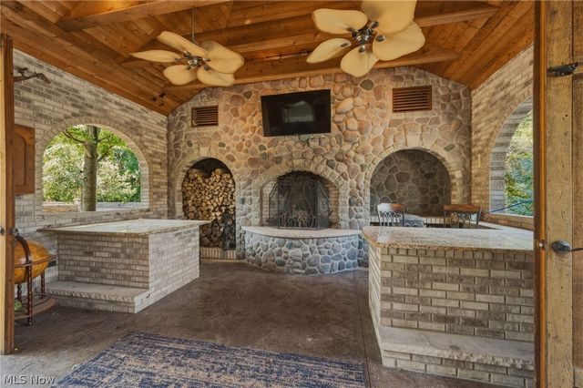 1387 Nesbitt Road, Northfield, OH 44067