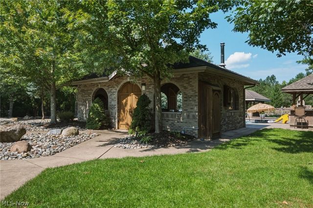 1387 Nesbitt Road, Northfield, OH 44067