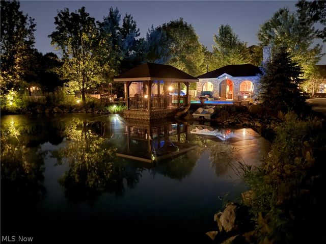 1387 Nesbitt Road, Northfield, OH 44067