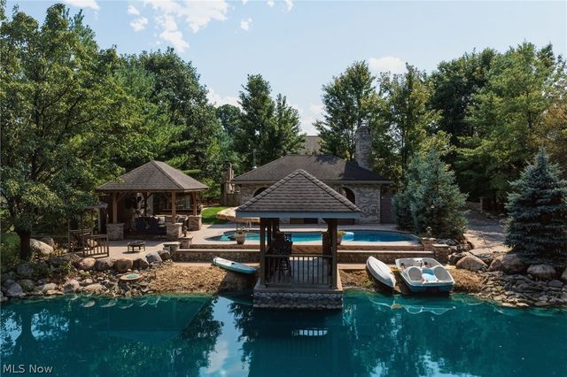 1387 Nesbitt Road, Northfield, OH 44067