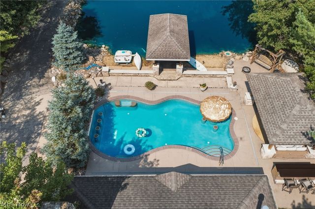1387 Nesbitt Road, Northfield, OH 44067