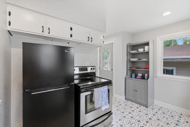713 Dempsey Road, Madison, WI 53714