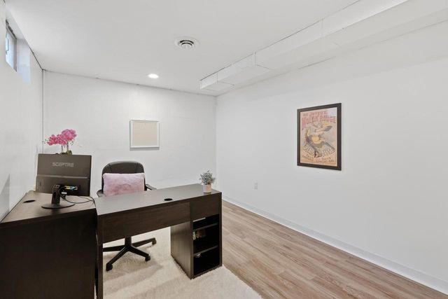713 Dempsey Road, Madison, WI 53714