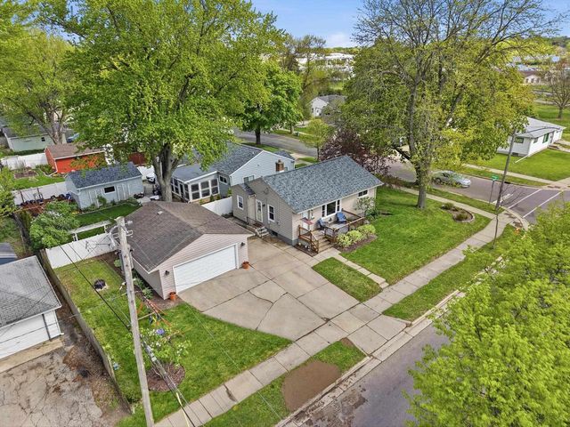 713 Dempsey Road, Madison, WI 53714