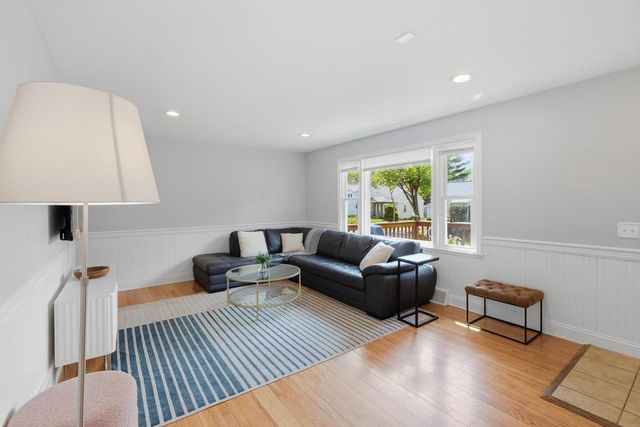 713 Dempsey Road, Madison, WI 53714