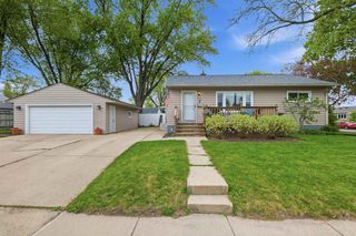 713 Dempsey Road, Madison, WI 53714