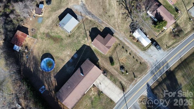 7723 Shoupes Grove Church Road, Hickory, NC 28602