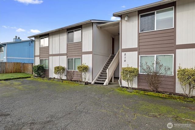 210 Chicago Boulevard S, Pacific, WA 98047