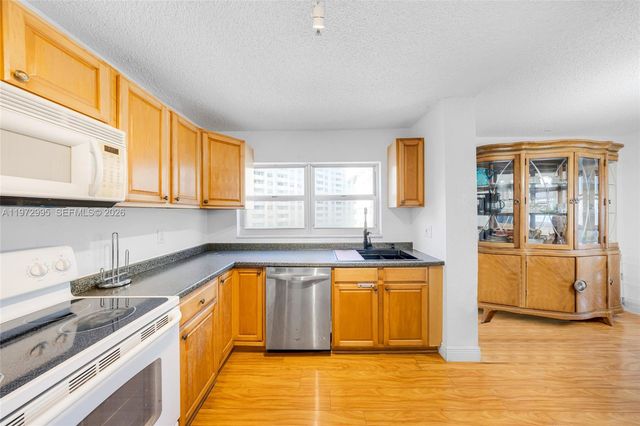 1825 S Ocean Dr 708, Hallandale Beach, FL 33009