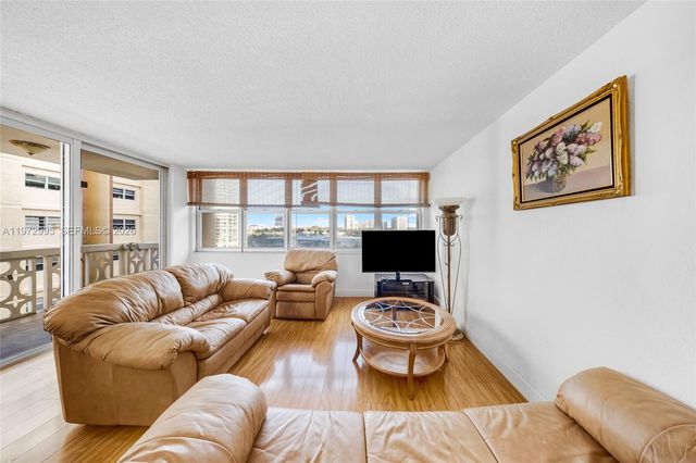 1825 S Ocean Dr 708, Hallandale Beach, FL 33009