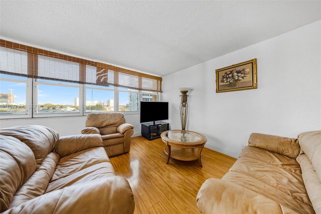 1825 S Ocean Dr 708, Hallandale Beach, FL 33009