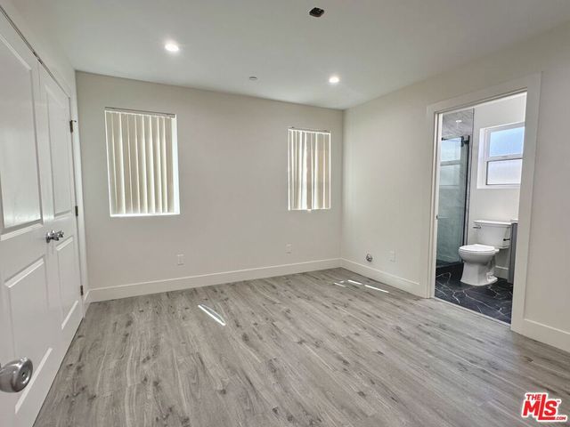 11512 Oxford Avenue F, Hawthorne, CA 90250