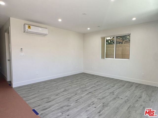 11512 Oxford Avenue F, Hawthorne, CA 90250