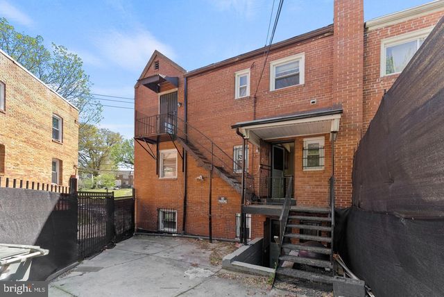 550 MALCOLM X AVE SE, Washington, DC 20032