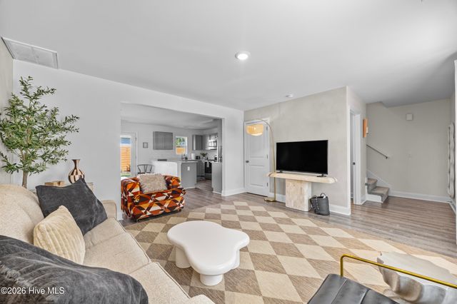 903 Walnut Street, Wilmington, NC 28401