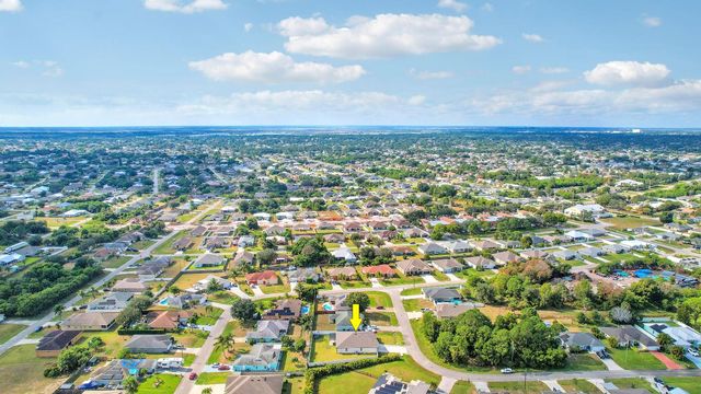 684 SW Jada Road, Port St. Lucie, Port St Lucie, FL 34953