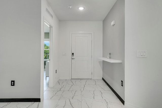 684 SW Jada Road, Port St. Lucie, Port St Lucie, FL 34953