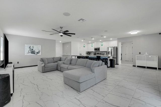 684 SW Jada Road, Port St. Lucie, Port St Lucie, FL 34953