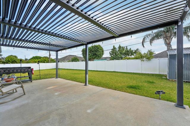 684 SW Jada Road, Port St. Lucie, Port St Lucie, FL 34953