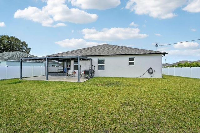 684 SW Jada Road, Port St. Lucie, Port St Lucie, FL 34953