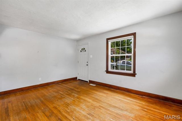 5212 Fletcher Street, Jennings, MO 63136
