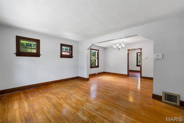 5212 Fletcher Street, Jennings, MO 63136