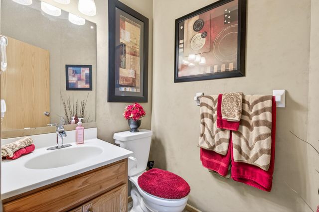 20607 Keystone Avenue, Lakeville, MN 55044