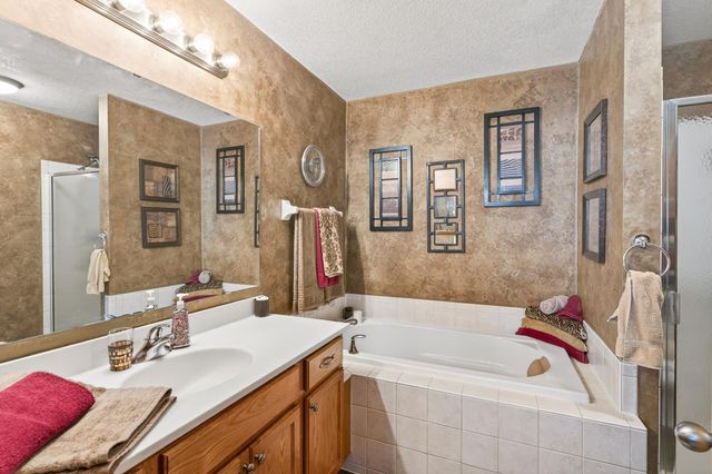 20607 Keystone Avenue, Lakeville, MN 55044