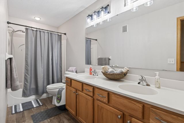 20607 Keystone Avenue, Lakeville, MN 55044