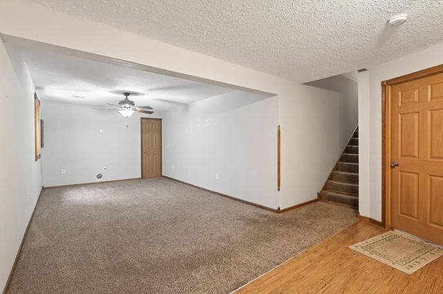 20607 Keystone Avenue, Lakeville, MN 55044