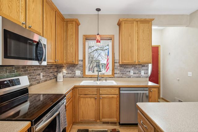 20607 Keystone Avenue, Lakeville, MN 55044