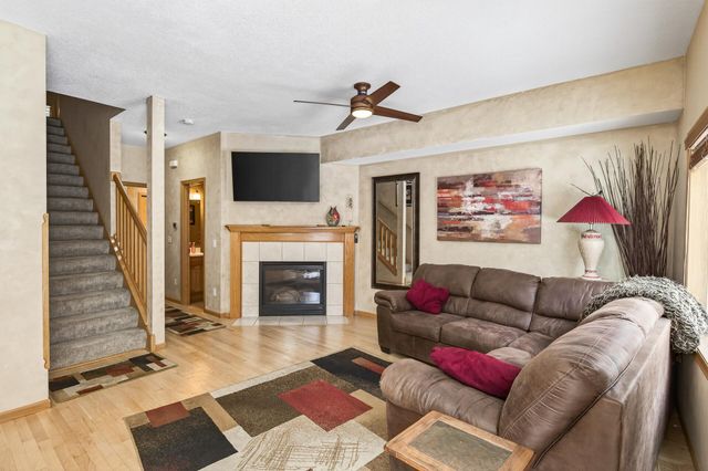 20607 Keystone Avenue, Lakeville, MN 55044