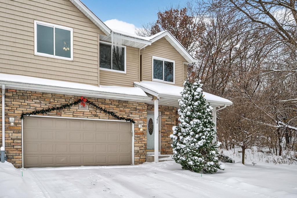 20607 Keystone Avenue, Lakeville, MN 55044