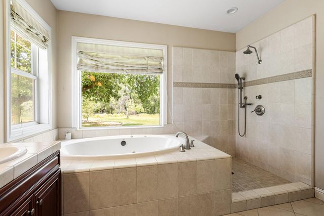 22171 Meyer Road, Bella Vista, CA 96008