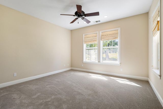 22171 Meyer Road, Bella Vista, CA 96008