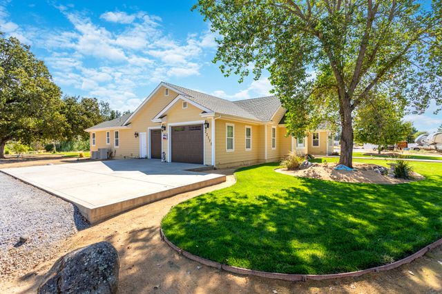 22171 Meyer Road, Bella Vista, CA 96008