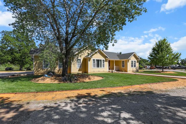 22171 Meyer Road, Bella Vista, CA 96008