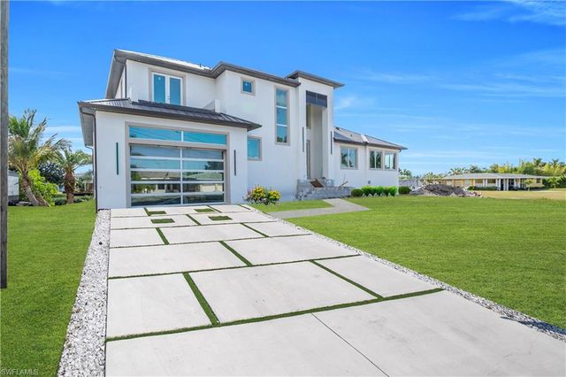 1732 Cascade WAY, North Fort Myers, FL 33901